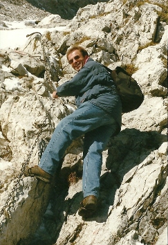 Foto: Wolfgang Dröthandl / Wandertour / Hochschwabrunde übers G´hackte / Das 'G'hackte' - Einstieg nach der ersten Eisenleiter / 16.05.2011 15:23:36