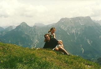 Foto: Wolfgang Dröthandl / Wandertour / Großes Maiereck - Rundwanderung / Blick vom Gipfel nach Südosten: Tieflimauer, Kl. Buchstein, Lugauer, Gr. Buchstein / 06.04.2011 16:17:30
