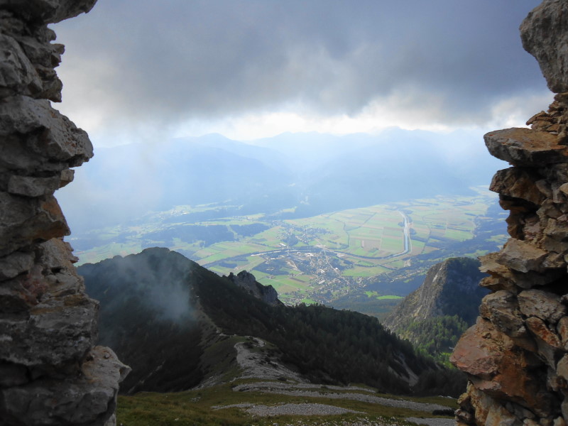 Foto: Günter Siegl / Wandertour / Dobratsch - Villacher Hausberg (2166m) / 24.10.2016 21:42:43