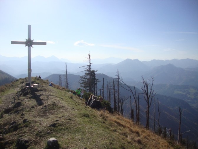 Foto: Wolfgang Dröthandl / Wandertour / Über die Ennser Hütte auf den Almkogel / rechts der Bildmitte Größtenberg und Sengsengebirge / 16.10.2018 14:39:54
