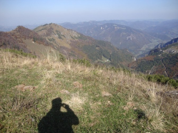 Foto: Wolfgang Dröthandl / Wandertour / Über die Ennser Hütte auf den Almkogel / Blick Richtung Eisenwurzen im Nordosten / 16.10.2018 14:39:25