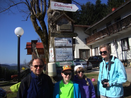 Foto: Wolfgang Dröthandl / Wandertour / Gföhlberg - zweithöchster Gipfel des Wienerwaldes / Abgang Klammhöhe / 03.04.2017 09:26:58