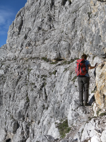 Foto: Wolfgang Lauschensky / Wandertour / Monte Pelmo / schmales spärlich gesichertes Ballband / 01.07.2011 20:58:13