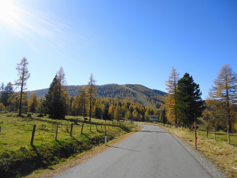 Foto: Günter Siegl / Wandertour / Kruckenspitze, 1886 m / Kruckenspitze vom Startplatz Hochrindl-Alpl / 06.11.2014 19:39:09