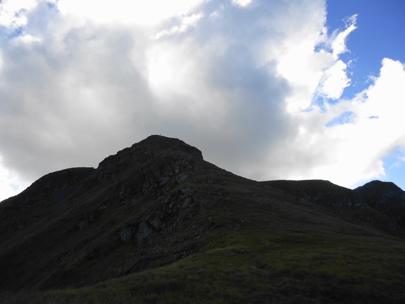 Foto: Günter Siegl / Wandertour / Zum Dach der Nockberge / Gipfelaufbau Eisenhut / 22.09.2016 21:11:25