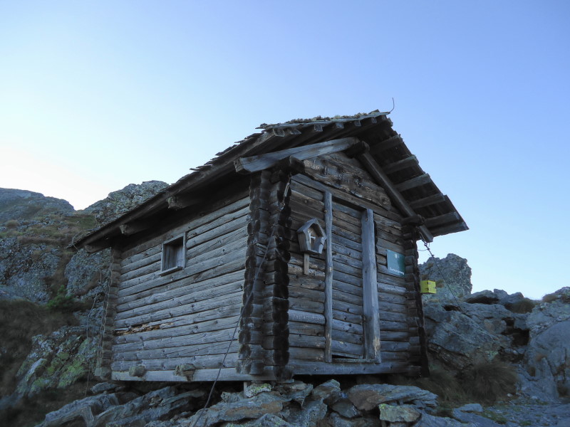 Foto: Günter Siegl / Wandertour / Zum Dach der Nockberge / Unterstandshütte / 22.09.2016 21:00:01