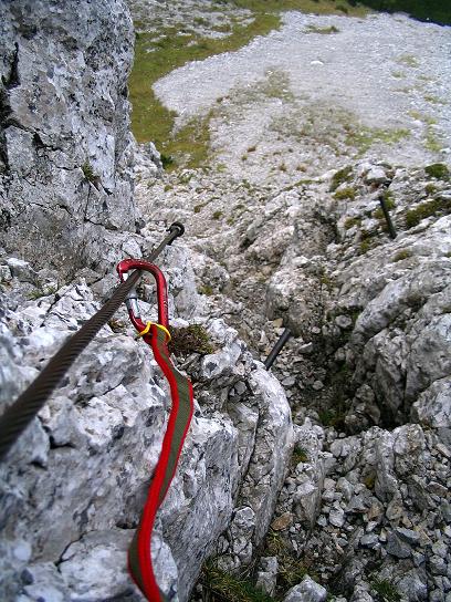 Foto: Andreas Koller / Klettersteigtour / Hochturm - Nordflankensteig (2088 m) / Eingehängt an den steilsten Stellen / 18.09.2007 01:21:16