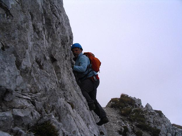 Foto: Andreas Koller / Klettersteigtour / Hochturm - Nordflankensteig (2088 m) / Im Fels der NW-Flanke / 18.09.2007 01:10:02