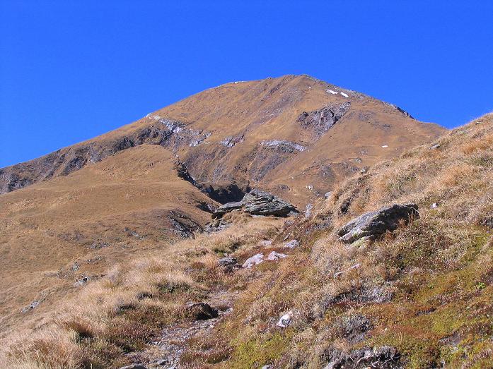 Foto: Andreas Koller / Wandertour / Aus dem Schöttlgraben auf den Hohenwart (2363m) / Der Hohenwart von SO / 17.10.2007 02:25:47