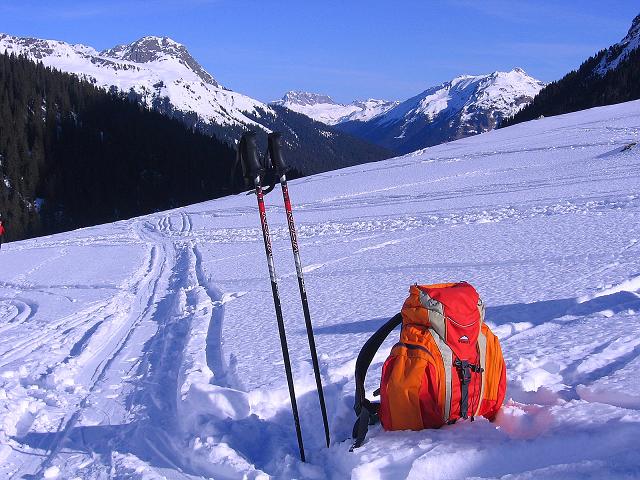 Foto: Andreas Koller / Skitour / Pulverschnee am Valzifenzer Grat (2515 m) / Blick nach N zur Roten Wand (2704 m) / 17.02.2008 01:06:09