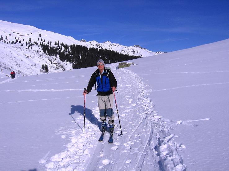 Foto: Andreas Koller / Skitour / Pulverschnee am Valzifenzer Grat (2515 m) / Kurz oberhalb von Gargellen / 17.02.2008 01:05:54