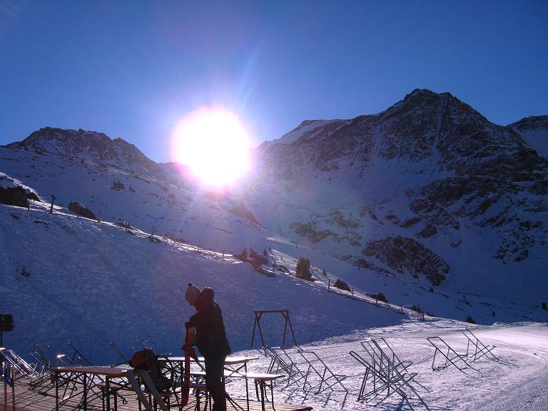 Foto: Andreas Koller / Skitour / Durch das Rosimtal auf die Schildspitze (3461m) / Gegenlicht auf der Kanzel / 22.02.2008 02:26:35
