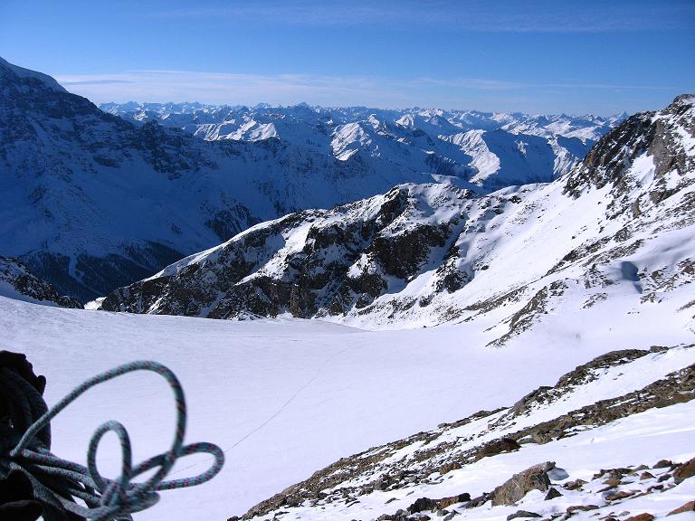 Foto: Andreas Koller / Skitour / Durch das Rosimtal auf die Schildspitze (3461m) / Blick über den Rosimferner mit Anstiegsspur / 22.02.2008 02:12:15