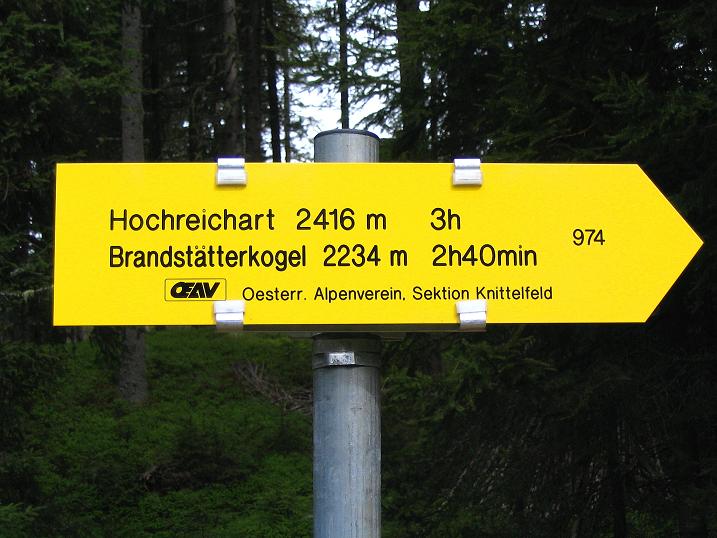 Foto: Andreas Koller / Wander Tour / Durch den Brandstätter Graben auf den Maierangerkogel (2356m) / Ausgangspuntk P 4 im Ingeringtal / 20.05.2008 00:45:14