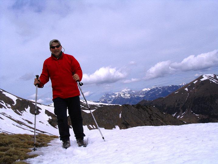 Foto: Andreas Koller / Wander Tour / Durch den Brandstätter Graben auf den Maierangerkogel (2356m) / Im Brandtsättertörl mit Gesäuse im Hintergrund / 20.05.2008 00:38:59