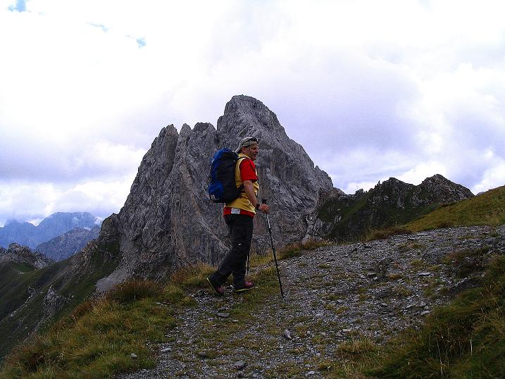 Foto: Andreas Koller / Klettersteigtour / Via Sartor auf den Hochweißstein / Monte Peralba (2694m) / Anstieg vor dem Monte Chiadenis (2490 m) / 10.09.2008 00:08:26
