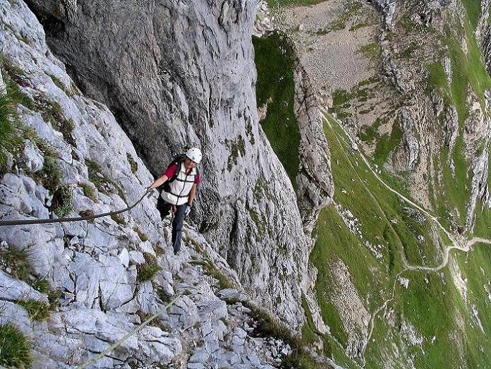 Foto: Andreas Koller / Klettersteigtour / Via Sartor auf den Hochweißstein / Monte Peralba (2694m) / Querung in der steilen S-Wand / 10.09.2008 00:04:32