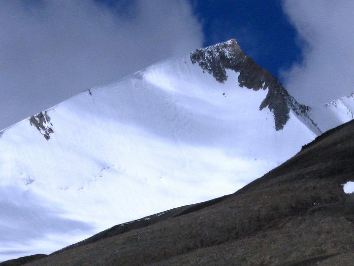 Foto: Andreas Koller / Wandertour / Aussichtsgipfel Uatse Ri (5673m) / Dzo Jongo (6217 m) / 23.09.2008 00:42:05