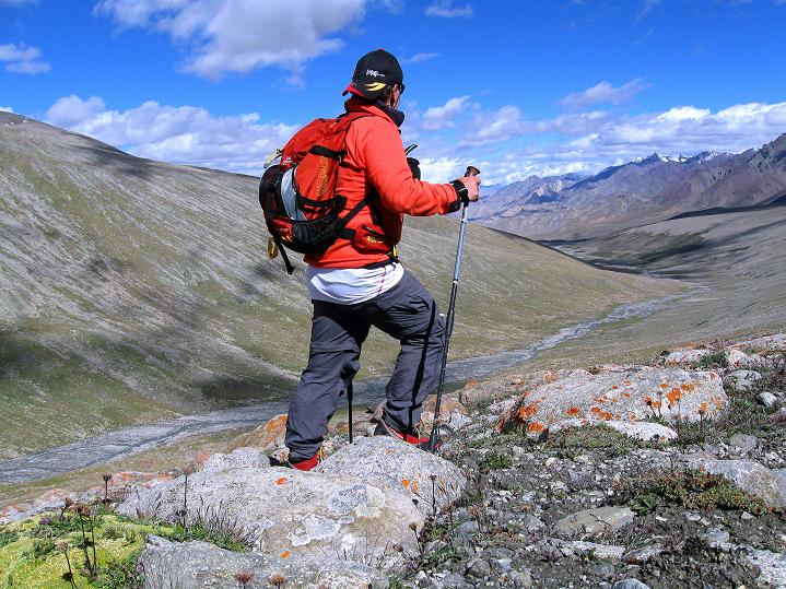 Foto: Andreas Koller / Wandertour / Aussichtsgipfel Uatse Ri (5673m) / Hoch über Nimaling / 23.09.2008 00:41:10