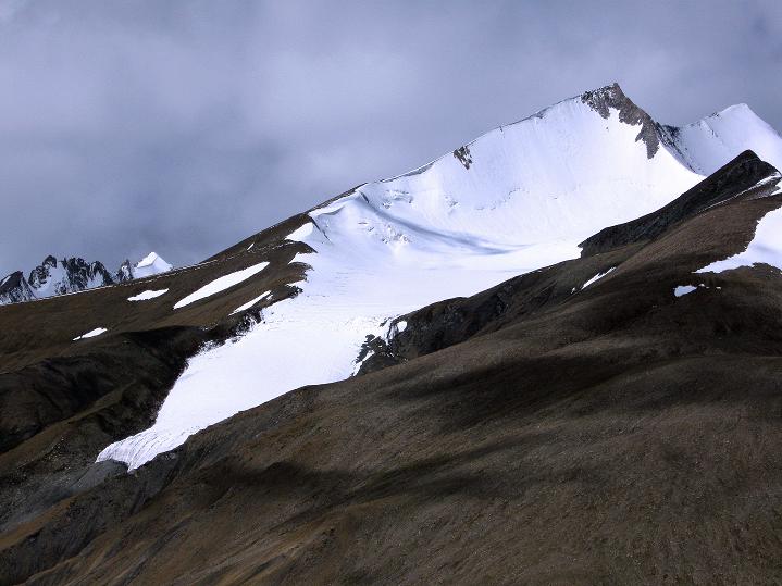 Foto: Andreas Koller / Wandertour / Aussichtsgipfel Uatse Ri (5673m) / Dzo Jongo (6217 m) / 23.09.2008 00:40:38