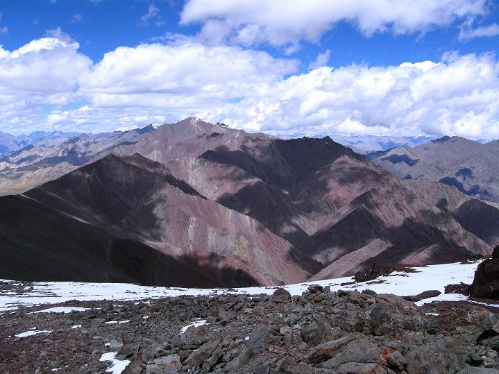 Foto: Andreas Koller / Wandertour / Aussichtsgipfel Uatse Ri (5673m) / Blick in die Stok Kangri Gruppe / 23.09.2008 00:34:03