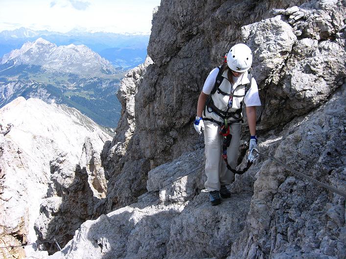 Foto: Andreas Koller / Klettersteigtour / Ferrata Marino Bianchi - Cristallo di Mezzo (3167 m) / Ausgesetzte Querung / 23.09.2008 01:33:37