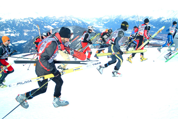 Foto: Romana Koeroesi / Skitour / CHAMP OR CRAMP 24.1.2009 / Massenstart / 20.11.2008 11:48:11