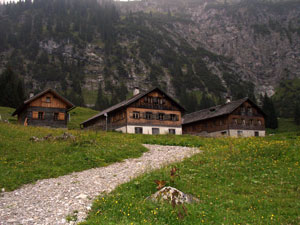 Foto: Datzi / Wandertour / Rundtour im Gr. Walsertal auf die Rote Wand ( Biwak ) / Gadenalpe / 06.12.2008 18:40:36