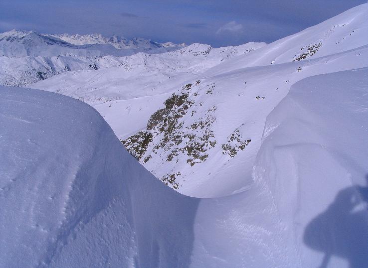 Foto: Andreas Koller / Skitour / Von Reinswald auf die Getrumspitze (2589m) / Blick in die Getrumspitz NW-Flanke / 15.12.2008 02:50:36