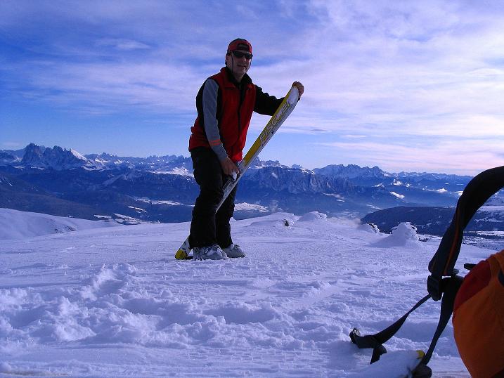 Foto: Andreas Koller / Skitour / Von Reinswald auf die Getrumspitze (2589m) / Abfellen am Blankenhorn / 15.12.2008 02:45:35
