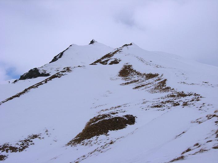 Foto: Andreas Koller / Skitour / Piz da Vrin (2563m) / Die Doppelspitzen des Piz da Vrin / 09.01.2009 00:27:42