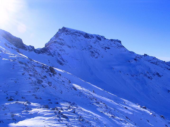 Foto: Andreas Koller / Skitour / Von der Engstligenalp auf das Chindbettihorn (2691m) / Großstrubel (3243 m) / 09.01.2009 23:46:13