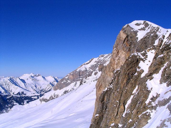 Foto: Andreas Koller / Skitour / Von der Engstligenalp auf das Chindbettihorn (2691m) / 09.01.2009 23:45:05