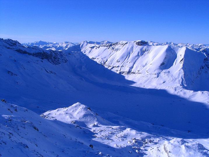Foto: Andreas Koller / Skitour / Von der Engstligenalp auf das Chindbettihorn (2691m) / 09.01.2009 23:44:57