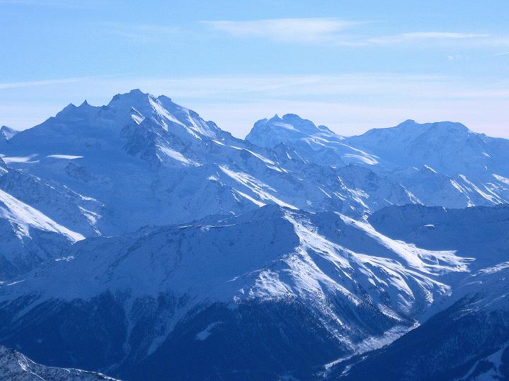 Foto: Andreas Koller / Skitour / Von der Lauchernalp aufs Hockenhorn (3293m) / Dom (4545 m), Monte Rosa (4534 m), Castor (4221 m) / 12.01.2009 19:26:06