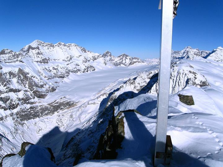 Foto: Andreas Koller / Skitour / Von der Lauchernalp aufs Hockenhorn (3293m) / 12.01.2009 19:25:00