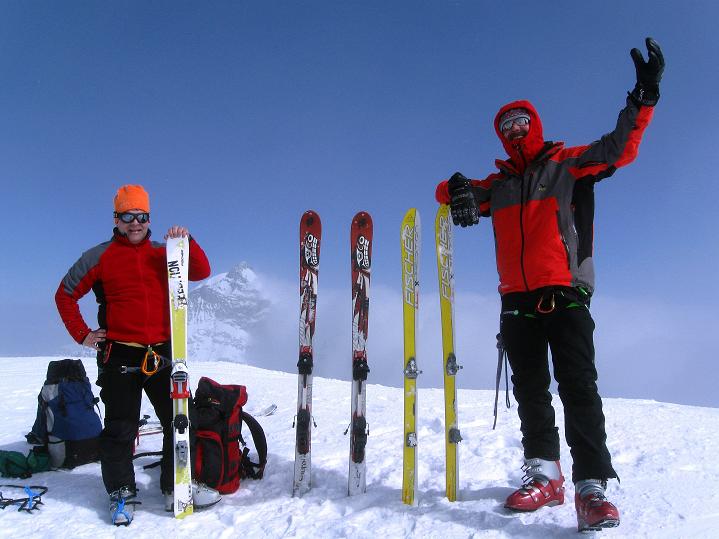 Foto: Andreas Koller / Skitour / Berner Alpen Durchquerung 2: Äbeni Flue (3962m) / 17.04.2009 22:57:50