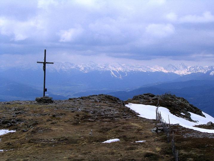 Foto: Andreas Koller / Wander Tour / Über die Dörfler Alm auf den Gstoder (2140m) / 10.05.2009 21:55:26