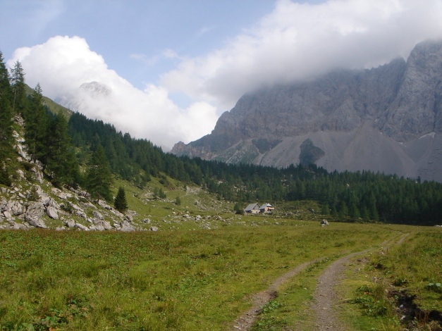 Foto: Manfred Karl / Klettersteigtour / Hohe Warte – Weg der 26er - Überschreitung aus dem Wolayer Tal / 17.07.2009 17:39:28