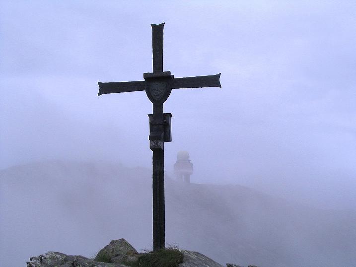 Foto: Andreas Koller / Wander Tour / Lavanttaler Impressionen auf der Koralpe (2140m) / Nur kurz zeigt sich der Große Speikkogel vom Seespitz / 01.07.2009 01:18:14