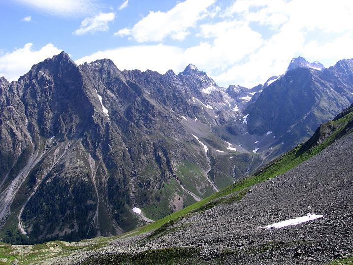 Foto: Andreas Koller / Klettertour / Überschreitung der Madatschtürme (2837m) / Blick zum Gsallkopf (3278 m) und zur Rofelewand (3353 m) / 16.07.2009 17:39:39