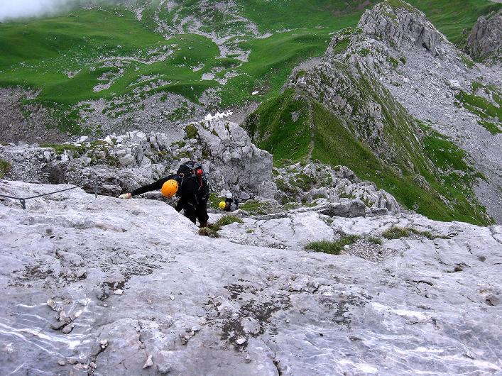 Foto: Andreas Koller / Klettersteigtour / Klettersteig Rigidalstock (2593 m) / Gegenverkehr auf der Platte / 15.07.2009 02:00:54