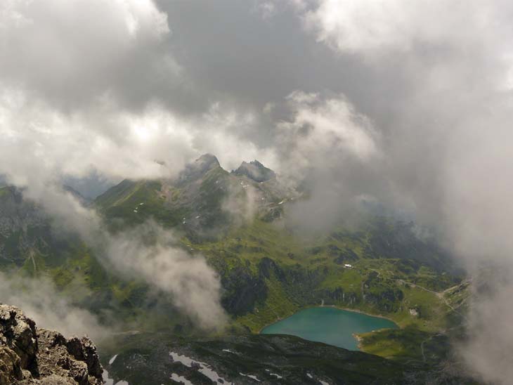 Foto: vince 51 / Wandertour / von der Formarinalpe auf die Rote Wand / Blick nach Süden / 18.07.2009 23:28:16