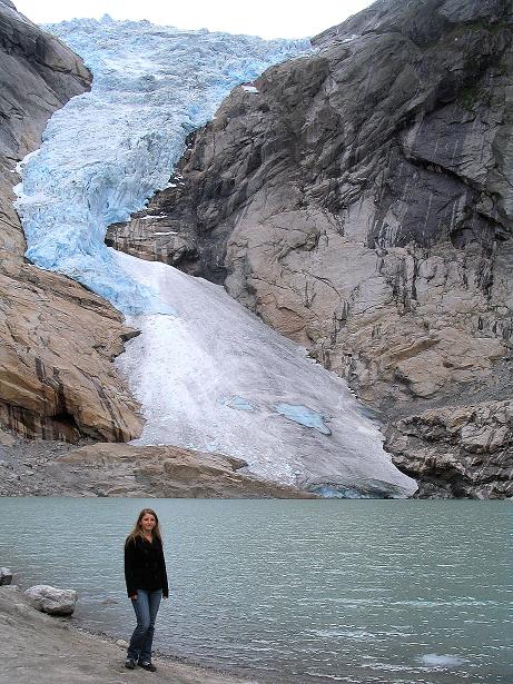 Foto: Andreas Koller / Wandertour / Gletschererlebnis Briksdalsbreen (150 m) / Briksdalsbreen und Gletschersee / 04.08.2009 19:17:01