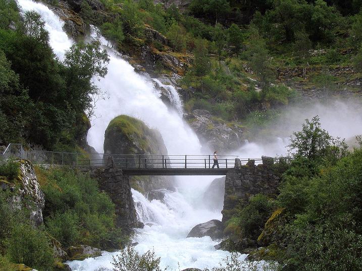 Foto: Andreas Koller / Wandertour / Gletschererlebnis Briksdalsbreen (150 m) / 04.08.2009 19:13:04