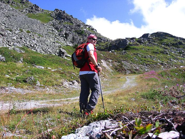 Foto: Andreas Koller / Wandertour / Bella Tola - Aussichtsbalkon der Walliser Alpen (3026 m) / 05.09.2009 18:50:21