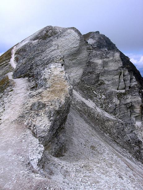 Foto: Andreas Koller / Wandertour / Bella Tola - Aussichtsbalkon der Walliser Alpen (3026 m) / Grat zum Rothorn / 05.09.2009 18:45:40