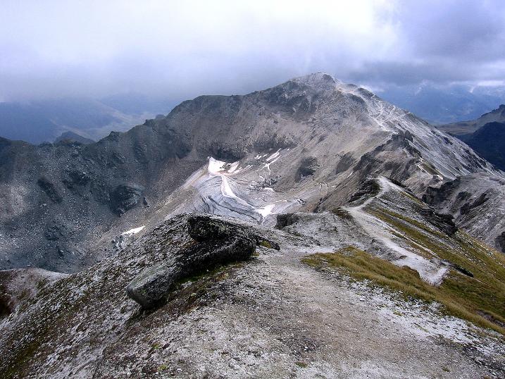 Foto: Andreas Koller / Wandertour / Bella Tola - Aussichtsbalkon der Walliser Alpen (3026 m) / Gegenüber die Bella Tola / 05.09.2009 18:42:55