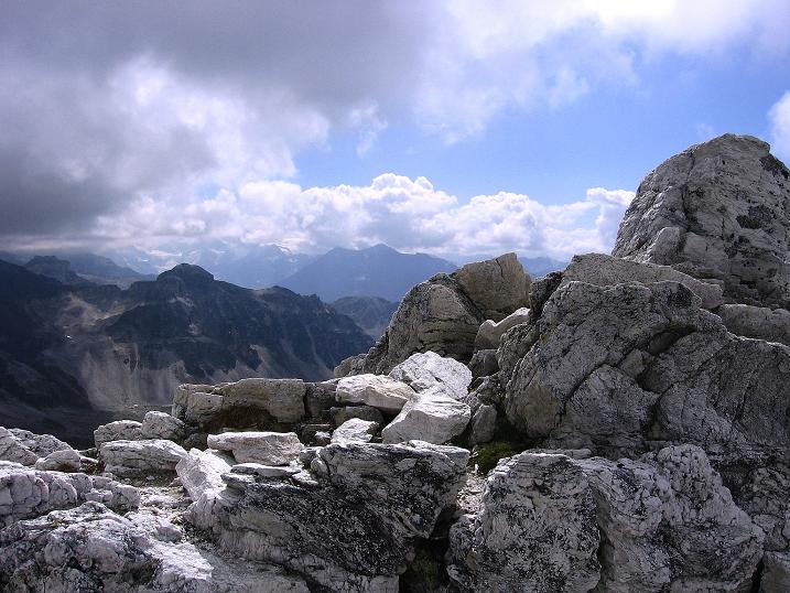 Foto: Andreas Koller / Wandertour / Bella Tola - Aussichtsbalkon der Walliser Alpen (3026 m) / 05.09.2009 18:40:56