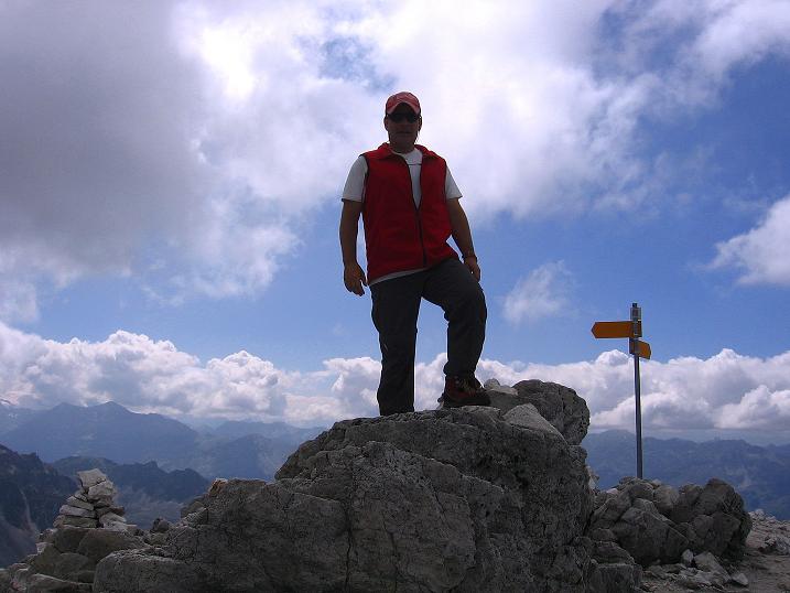 Foto: Andreas Koller / Wandertour / Bella Tola - Aussichtsbalkon der Walliser Alpen (3026 m) / 05.09.2009 18:40:41